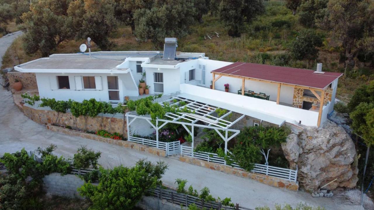 Mano'S House Villa Triopetra Exteriör bild